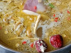 -乙丙丁正宗昭通天麻火腿鸡(总店)