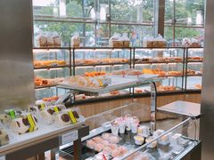 面包甜点陈列柜-85度C(青岛燕儿岛店)