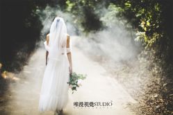 -巴黎婚纱摄影工作室