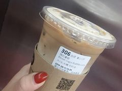 -瑞幸咖啡(纽宾凯酒店新华路店)