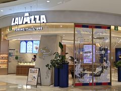 -LAVAZZA 拉瓦萨咖啡(北外滩来福士店)