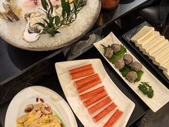 -鲜入唯煮·港式海鲜牛肉火锅(金宝街店)