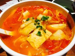 -渝是乎酸菜鱼(龙旗购物中心店)