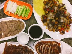 -大鸭梨烤鸭店(金顶街店)