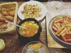 -炸鸡情侣韩式料理(中央大街店)