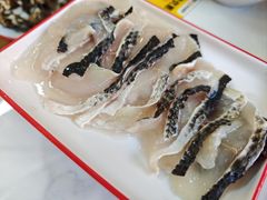 -毛辣果·贵州红酸汤牛肉火锅(西单店)