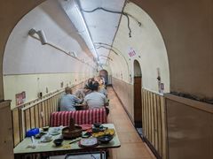 -洞庭洲·防空洞火锅·铜锅涮肉·烧烤(新百广场店)