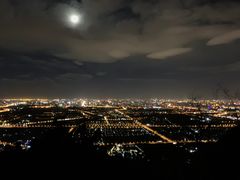 -鬼笑石后山停车场