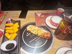 -山城外·非遗酸菜鱼(蜀都万达店)