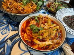 -川流不息·地道川菜·小龙虾(新松江路店)