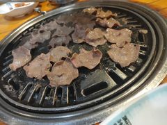 -唯成•韩国炭火烤肉 유성고기