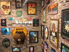 -LINE FRIENDS Garosu-gil Flagship Store