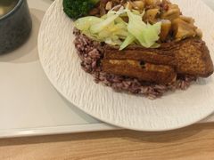 -轻蔬不用等·素食(江苏路店)