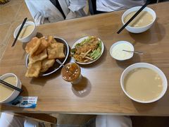 -努尔古丽奶茶