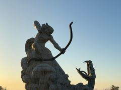-巴陵广场