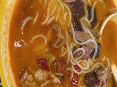 -粉小主·贵州酸汤牛肉粉(南京仙林金鹰店)