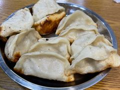 -黄阿姨锅贴大王(万航渡路店)