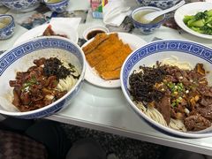 -沪西老弄堂面馆(定西路店)