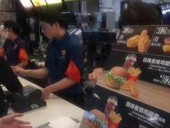 -麦当劳(深圳北站高铁店)