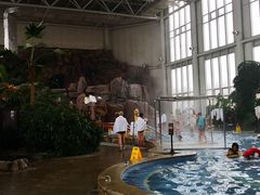 -中家鑫园温泉酒店鑫悦汤泉