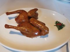 烤乳鸽-利苑酒家(华熙国际店)