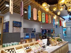 -花馬肆.云南过桥米线(汉神购物广场现场熬汤店)