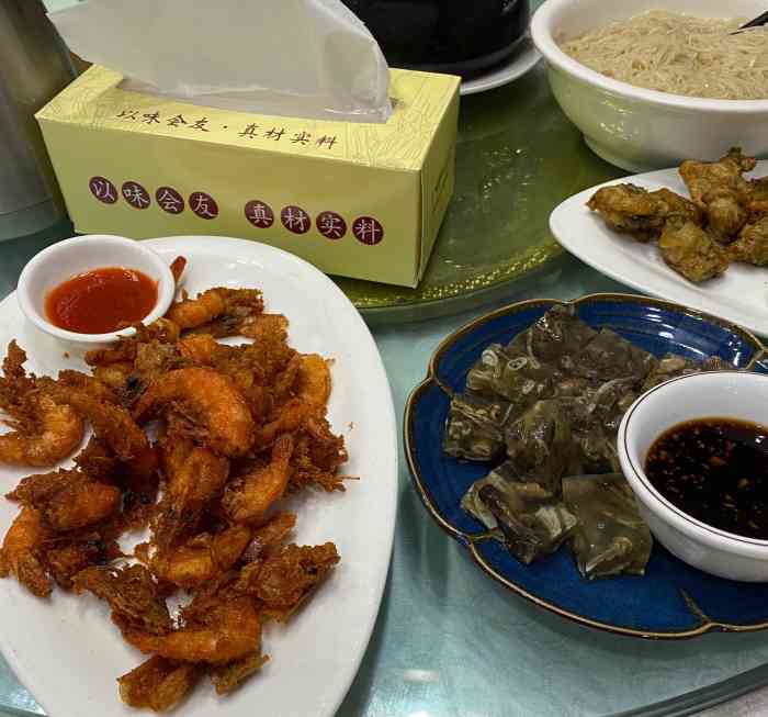 味友·厦门味(集美店)-"一进门一股臭拖把的味道,爬楼梯的楼梯间的.