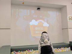 -龙格亲子游泳·水育早教运动中心(绿宝中心)