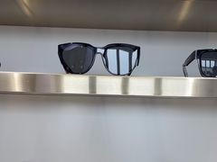 -视野联行眼镜•蔡司•依视路(温江店)