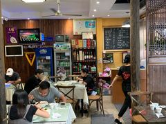 大堂-何记面馆(龙泉山店)
