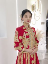 -艾米丽婚纱礼服
