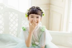 -七色花儿童摄影(余姚店)
