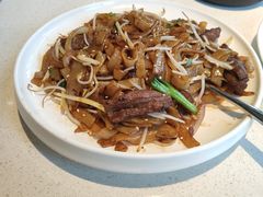 干炒牛河-煲王粤菜餐厅(中侨中心店)