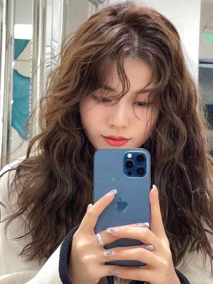 magi美界造型(金陵店)-"【项目】剪发 染发秋末家人生病回去照顾.