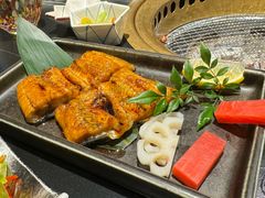 -山川小町·极番烧肉(新地假日广场店)