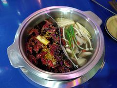 -马路边边火锅串串(观前街店)