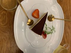 -花舍·新派粤菜·西餐·下午茶(亚运村·鸟巢店)