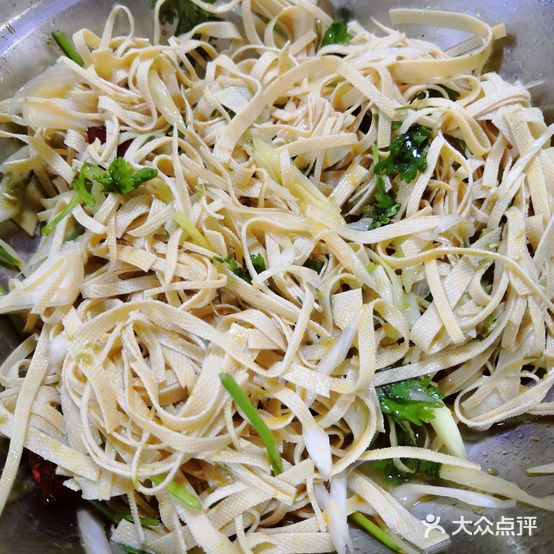 老东北鱼馆(中房宜景小区店)