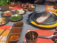 -轻烧烤肉(光谷步行街店)