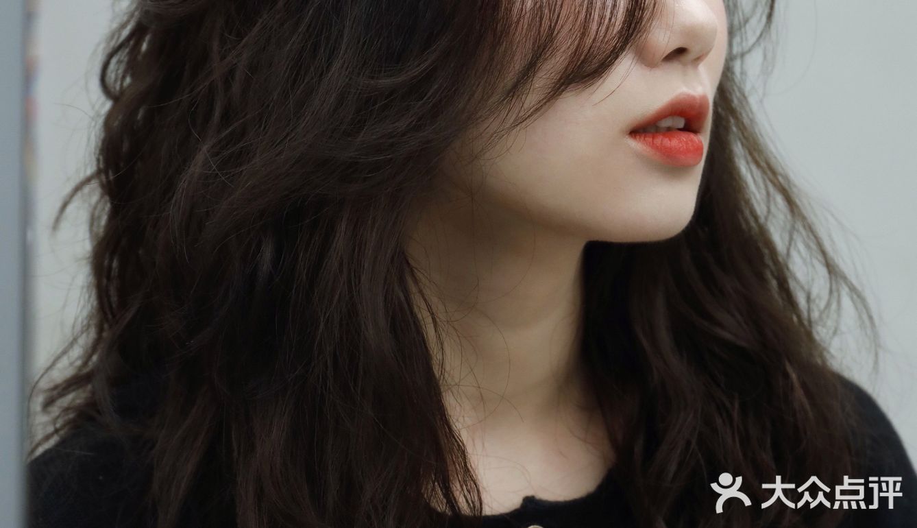 方茴的清纯和玉墨的风情，你喜欢哪种？