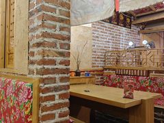 -闯关东东北农家菜(崂山石老人店)