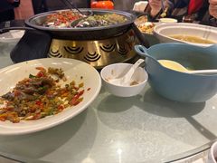 -阿瓦山寨·湘菜现炒·剁椒鱼头王(咸阳总店)