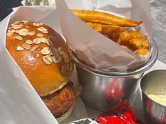 -BUTTERFUL&CREAMOROUS 黄油与面包(万象城店)