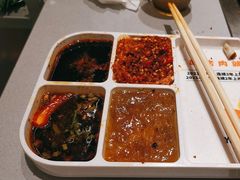 -赞酱川式烤肉(蜀都万达店)