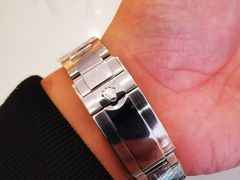 -万物奢潮中古奢侈品(青岛店)