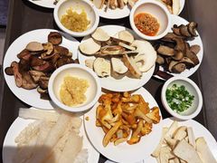 -天宜隆蘑菇宴火锅(石景山旗舰店)