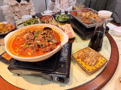 -老街烧烤大排档·地道湖北菜·龙虾馆(汉口火车站店)