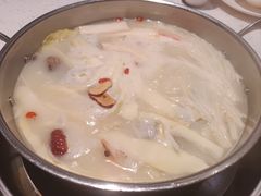 -三人行骨头王火锅(长寿店)