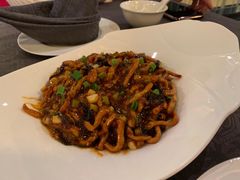 鱼香肉丝-粤尚腾香居中餐厅(首都机场希尔顿店)