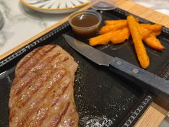 滋滋炭烤风味牛排-必胜客(江东万达店)